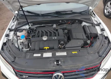 2018 Volkswagen Passat 3.6L V6 Gt из США, поврежденный, VIN 1VWJM7A38JC042133